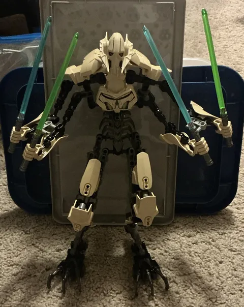LEGO - Buildable Figure - General Grievous 75112