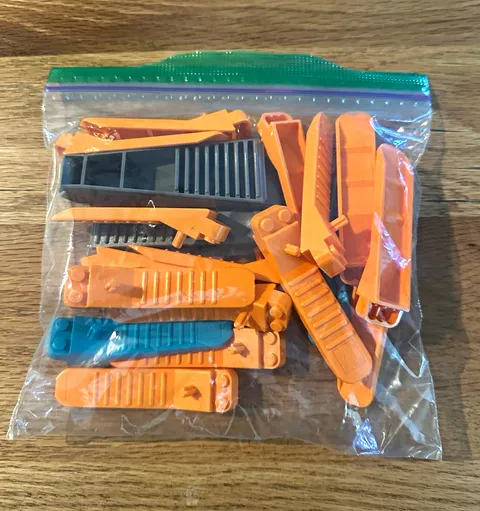 LEGO 20 assorted brick separators (16 orange, 2 teal, 2 classic gray)