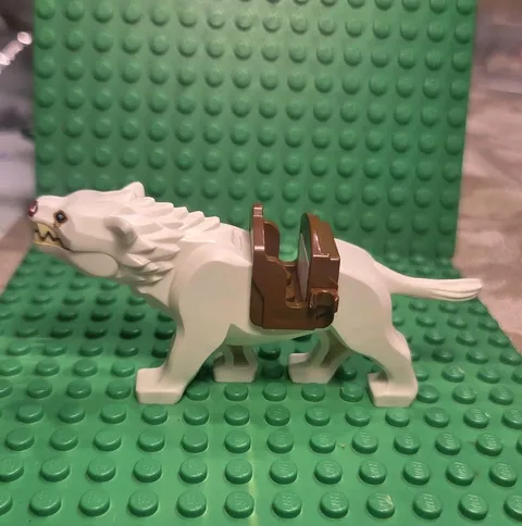 LEGO White Warg Dark Red Nose wargpb02c01 Lord of the Rings 79002 Retired Rare