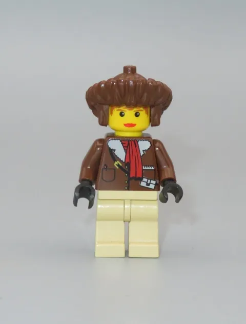 LEGO Pippin Reed Adventurers Orient Expedition minifigure 7412 Hideout