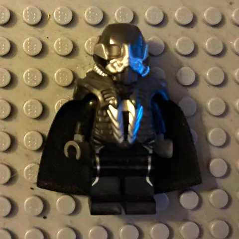 LEGO Minifigure General Zod with hairpiece