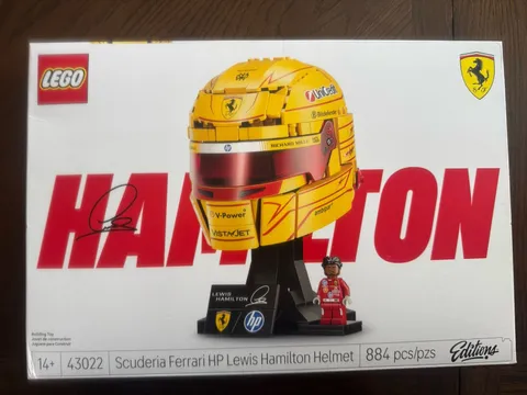 LEGO Ferrari HP Lewis Hamilton Helmet 43022 F1 Building Set Sealed Box Brand New