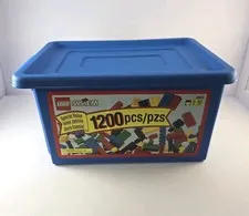 1998 Lego Blue Box Inludes 725 Original Pieces 