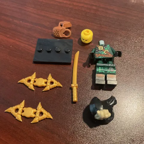 LEGO Minifigures Series 29 CMF Mysterious Ronin Minifigure (Lloyd) NIB