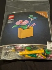 LEGO Happy Hummingbird Set #6641463 (B&N Exclusive) Brand New Sealed 156 pcs