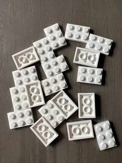 LEGO 3021 White Plate 2 x 3 - 19 Pieces