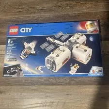 LEGO City 60227 Lunar Space Station SEALED Retired Light Brick 412pcs