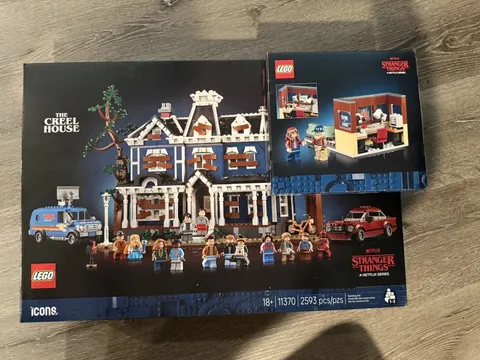 LEGO  11370 Stranger Things: The Creel House Set + 40891 WSQK Radio Station🔥🔥