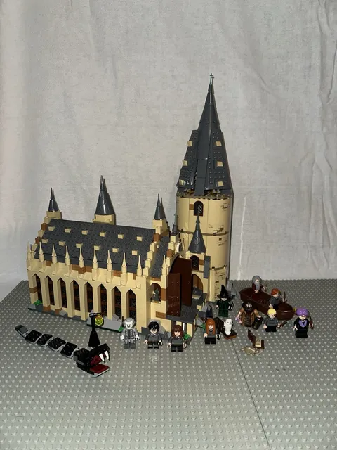 LEGO Harry Potter Hogwarts Great Hall 75954 100% Complete With Instructions
