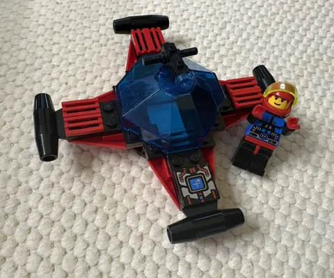 Lego #6835 Space Spyrius Saucer Scout Set - Complete with Instructions