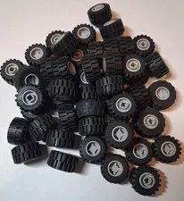 B-1 Lego Lot 44 Light Bluish Gray Wheel Offset Tread 6014bc01 4891 7743 7733