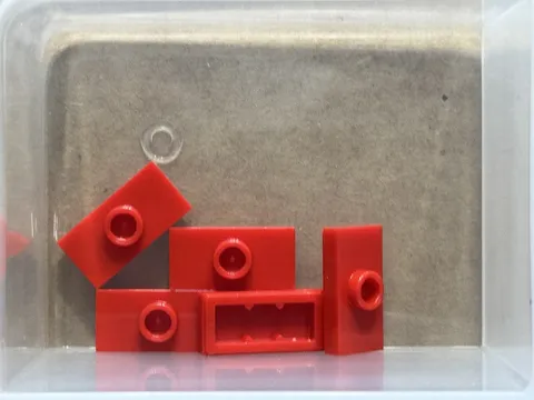 LEGO Parts - Red Plate 1 x 2 with 1 Stud (Jumper) - No 15573 - QTY 5