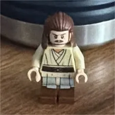 LEGO Qui Gon Jinn Brown Hair & Beard, Tan Torso/Outfit, Brown Legs, Plastic