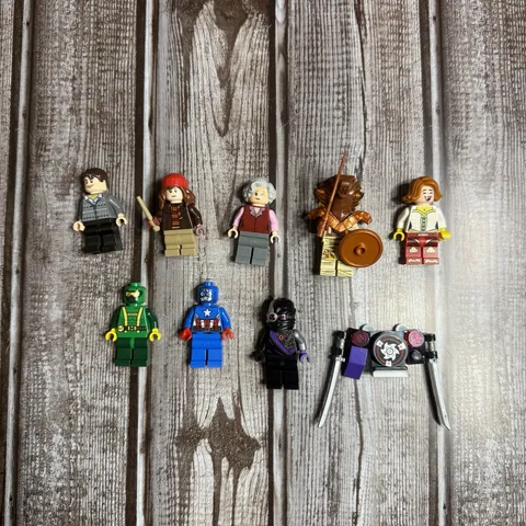 Lego Minifigures Mixed Lot 5 Marvel, Harry Potter, Ninjago, Captain America
