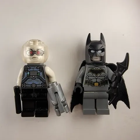 LEGO DC SUPER HEROES BATMAN SH589A MR FREEZE SH0587 LOOSE FIGURE LOT ACCESSORIES