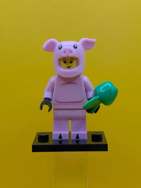 Piggy Guy col12-14 Series 12 (Complete Set with Stand and Accessories) Cmf Lego