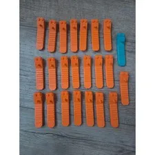 23 LEGO official brick separators