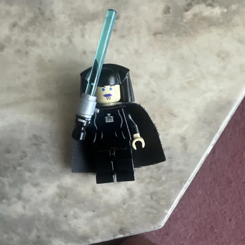 LEGO Star Wars Luminara Unduli WORKING Light-Up Lightsaber Minifigure sw0116