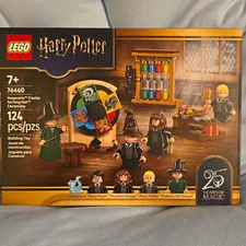 LEGO Harry Potter Hogwarts Castle Sorting Hat Ceremony 76460 124 pcs 7+ 20Y