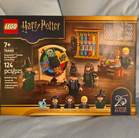 LEGO Harry Potter Hogwarts Castle Sorting Hat Ceremony 76460 124 pcs 7+ 20Y