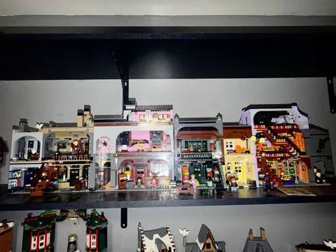 Lego Harry Potter 75978 Diagon Alley Retired Collectors Edition Used