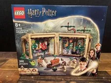 LEGO Harry Potter: Hogwarts Castle: Herbology Class (76445)