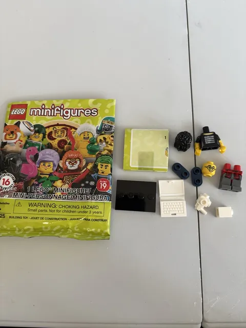 LEGO Programmer Minifigure Series 19