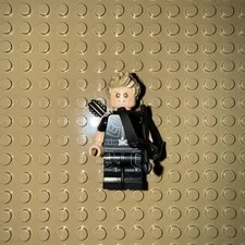 LEGO 76354 Marvel S.H.I.E.L.D. Helicarrier Hawkeye Minifigure
