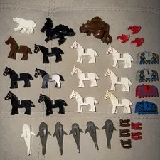 Vintage Lego Horse And Animal Lot W/ Battle Accessories Barding, Saddle, Helmets