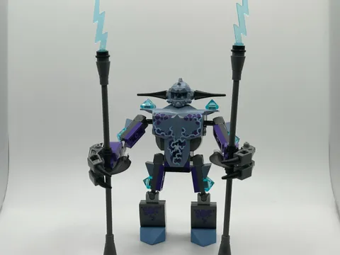 LEGO Lightning big figure Nexo Knights 70359 84 pcs with weapons