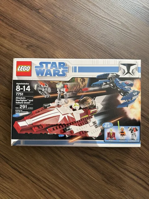 LEGO Star Wars: Ahsoka's Starfighter and Vulture Droid (7751)