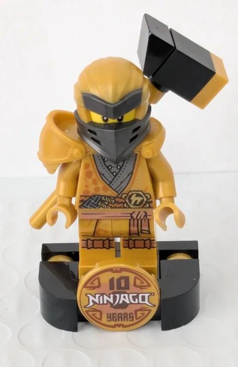 Lego Ninjago COLE 10th Anniversary Golden Ninja (njo0651) 71737