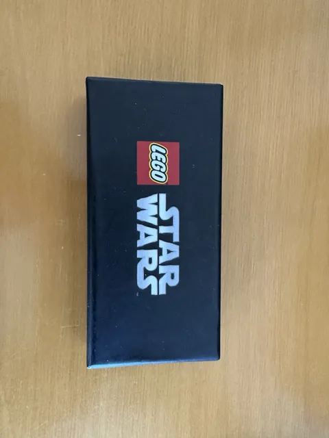 LEGO 5006363 Han Solo In Carbonite Metal Keychain VIP Star Wars BRAND NEW
