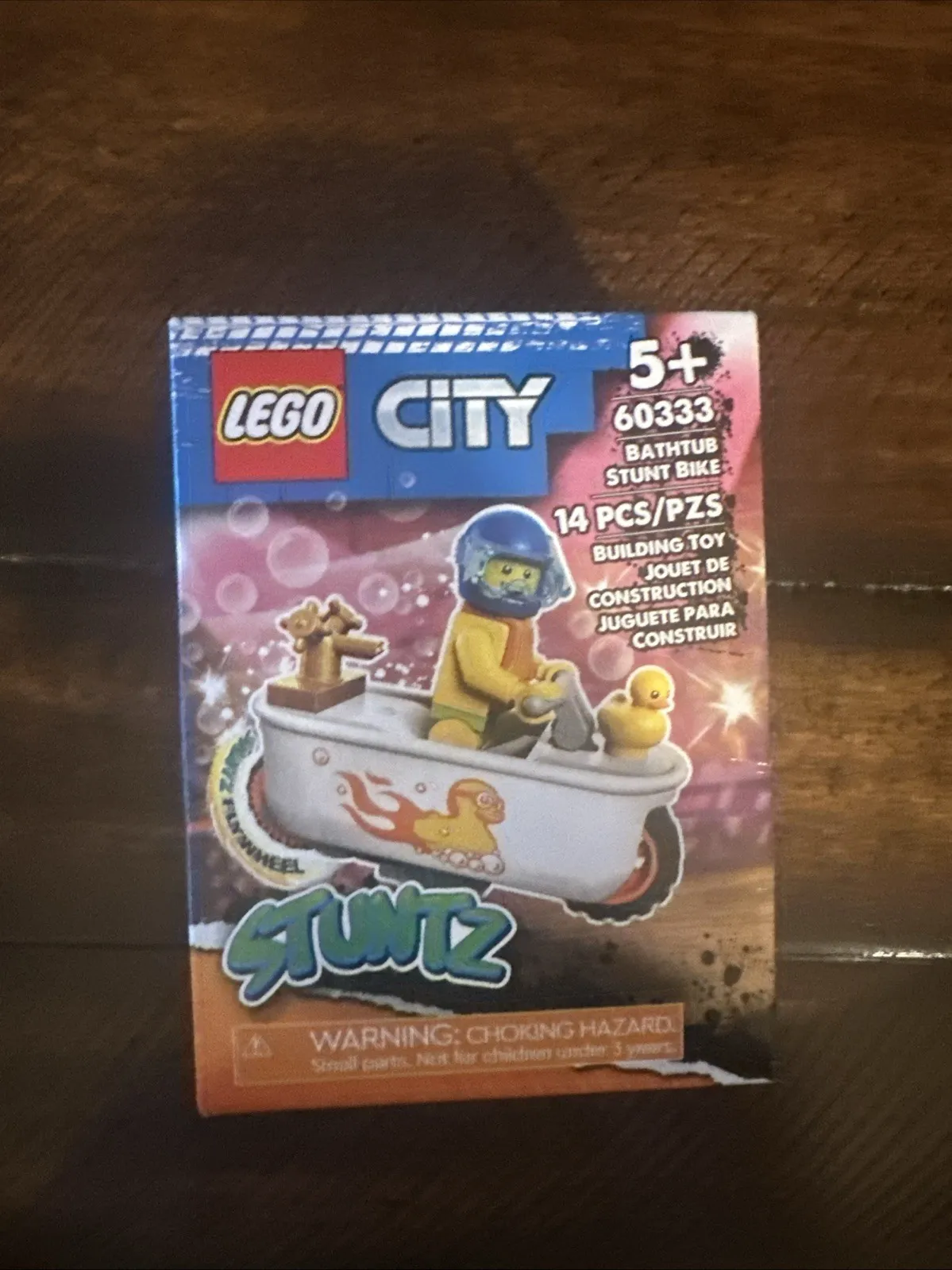 LEGO CITY: Bathtub Stunt Bike (60333)