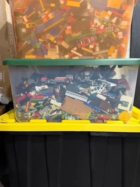 🔥🔥Sorted LEGO pieces!  1/2 pound sorted colors 200+ pieces FREE SHIPPING 🔥🔥