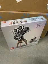 LEGO Disney: Walt Disney Tribute Camera (43230)
