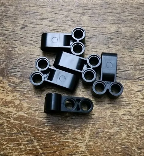 LEGO Black Technic, Pin Connector Double 3L. QTY 5. 32557.