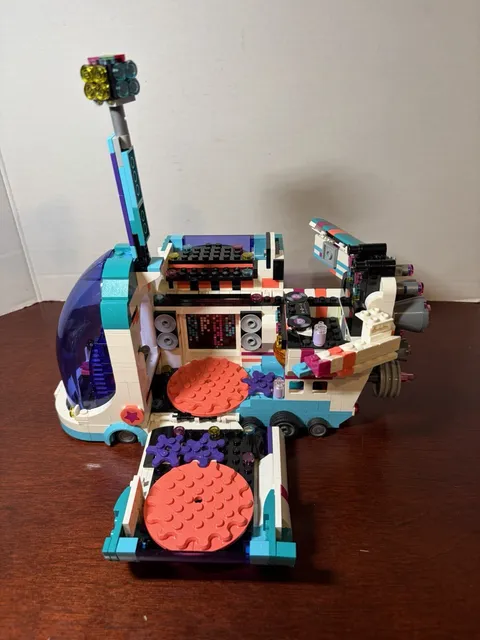 LEGO the LEGO Movie 2: Pop-Up Party Bus (70828) Incomplete - Light Works