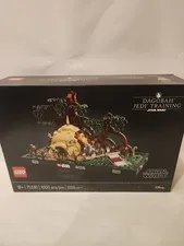 LEGO Star Wars: Dagobah Jedi Training Diorama (75330)