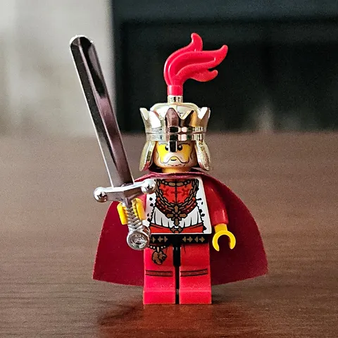 LEGO Kingdoms Lion King Minifigure
