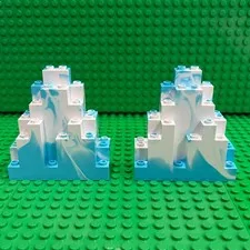 LEGO Rock Panel 3x8x7 Triangular (LURP) w/ Marbled White Pattern (6083pb01)