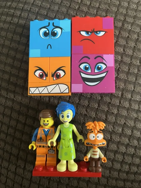 Lot of LEGO Disney Inside Out & LEGO Movie Minifigures Joy Anxiety Emit