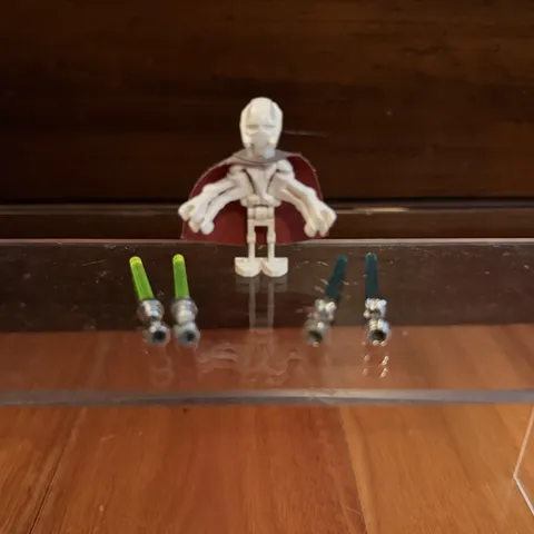 LEGO Star Wars 2005 General Grievous sw0134 w/Cape + 4 Lightsabers 7255