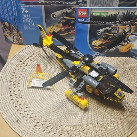LEGO World City 7044 Rescue Chopper Complete With Box + Instructions Retired