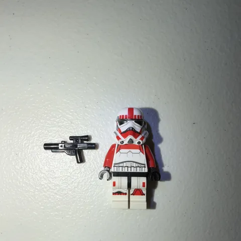 LEGO Star Wars Shock Trooper Minifigure w/ Helmet & Black Blaster (2pc) Pre Used