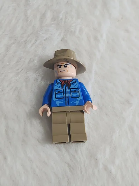 Lego Dr. Alan Grant 76956 JW096 Jurassic Park Jurassic World Minifigure T Rex