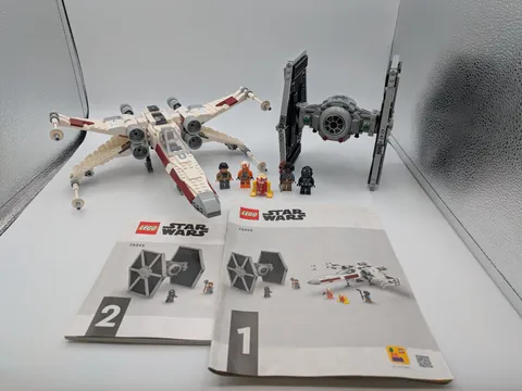 LEGO Star Wars: TIE Fighter & X-wing Mash-up 2-in-1 (75393) 98% complete