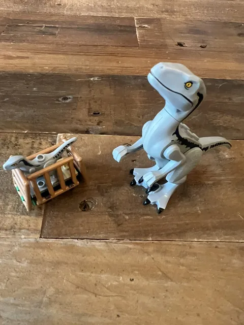 LEGO Jurassic World Blue and Beta Velociraptor  76946 Dino Figures