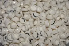 NEW = LOT OF 50 = LEGO Tile Round with Closed Eye & Lashes Part 10-10 98/38
