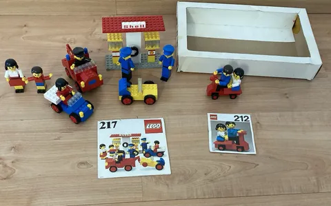Vintage LEGO 217 Service Station & 199 / 212 Scooter Complete with Partial Box